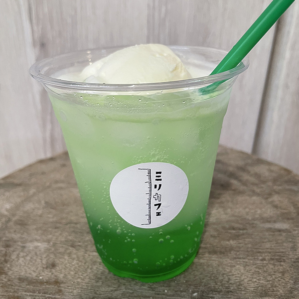 クリームソーダ